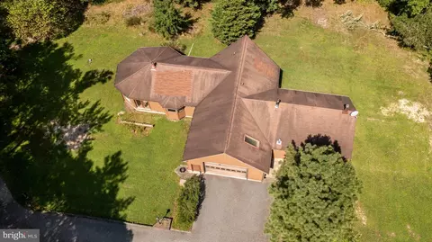 2718 Peters Corner Rd, Marydel, MD 21649