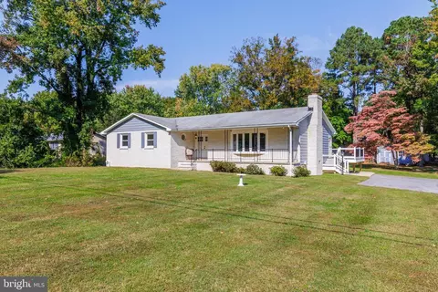 220 Bay City Rd, Stevensville, MD 21666