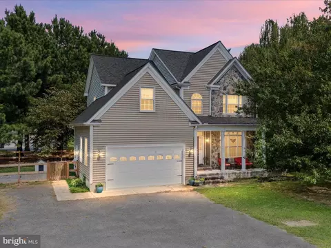 4935 Main St, Grasonville, MD 21638