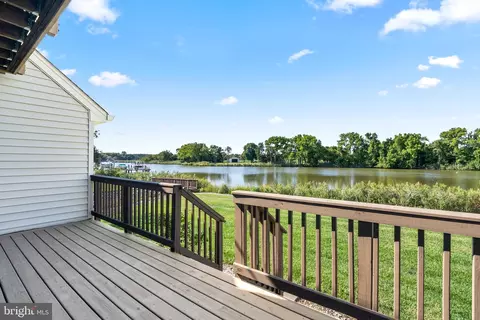1001 Marion Quimby Dr, Stevensville, MD 21666