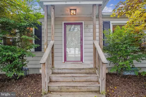 404 Railroad Ave, Centreville, MD 21617