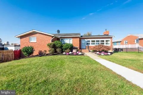 908 Kentmorr Rd, Stevensville, MD 21666