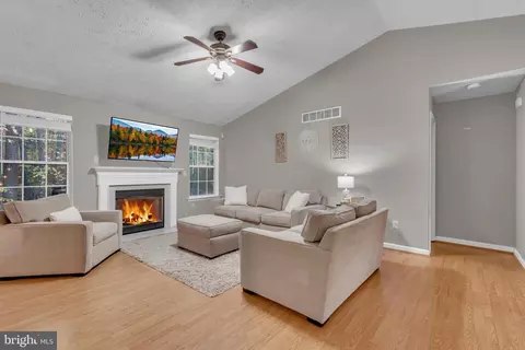 355 Timber Ln, Grasonville, MD 21638