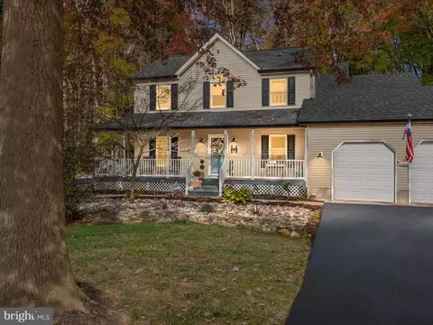 104 Sunset Dr, Chester, MD 21619