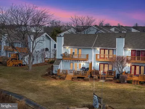 706 Marion Quimby Dr, Stevensville, MD 21666