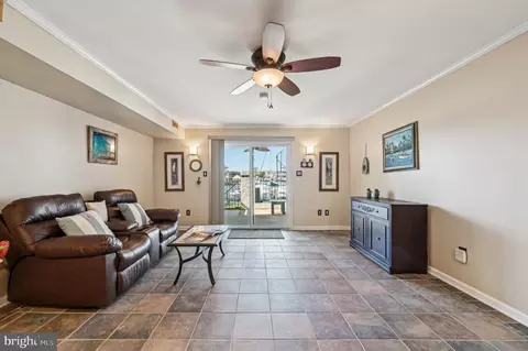 7 C Queen Victoria Way #7C, Chester, MD 21619