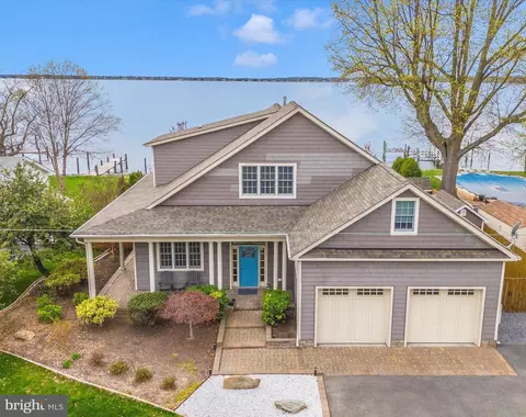 1622 Bayside Dr, Chester, MD 21619