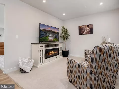 Living - 110 Pixie Ct, Grasonville, MD 21638 photo 1 of 4