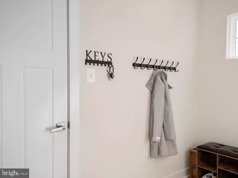 Entry Way - 110 Pixie Ct, Grasonville, MD 21638 photo 2 of 4
