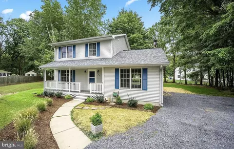 300 Skyler Ave, Chester, MD 21619
