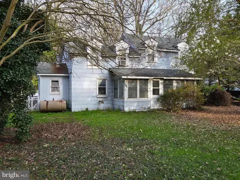 200 Perrys Corner Rd, Grasonville, MD 21638