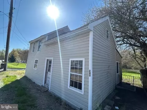 243 Sassafras St, Millington, MD 21651
