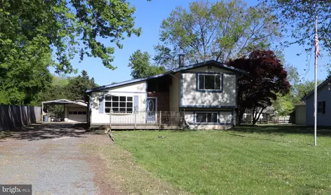 143 Pennick Dr, Stevensville, MD 21666
