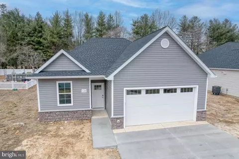 114 W Main St W Main, Sudlersville, MD 21668