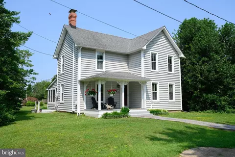 108 Maryland Ave, Stevensville, MD 21666