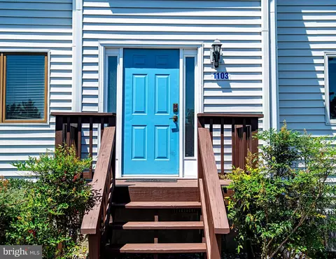 1103 Marion Quimby Dr, Stevensville, MD 21666
