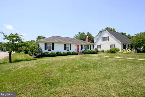 332 Holly St, Centreville, MD 21617