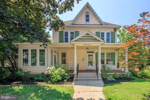 317 Chesterfield Ave, Centreville, MD 21617
