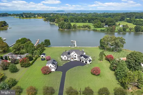 2452 Bennett Point Rd, Queenstown, MD 21658