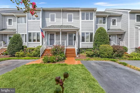 1204 Oyster Cove Dr, Grasonville, MD 21638