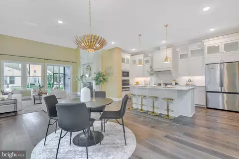 245 Peregrine Dr, Chester, MD 21619