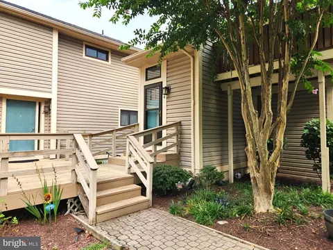 18 D Mariners Way #4, Stevensville, MD 21666