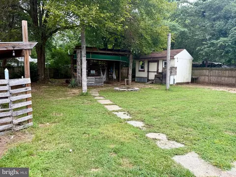 218 3rd St, Crumpton, MD 21628 photo 3