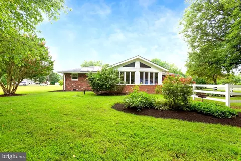 Exterior - 1401 Calvert Rd, Chester, MD 21619 photo 2 of 3