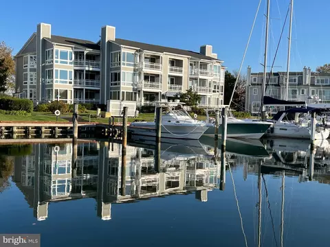 436 Oyster Cove Dr, Grasonville, MD 21638