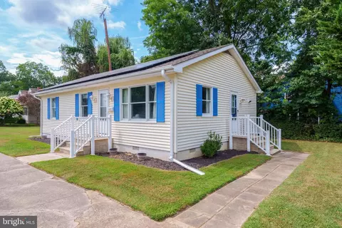 102 Belvedere Ave, Centreville, MD 21617