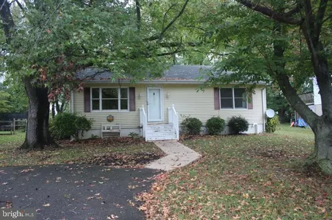 914 Petinot Pl, Stevensville, MD 21666