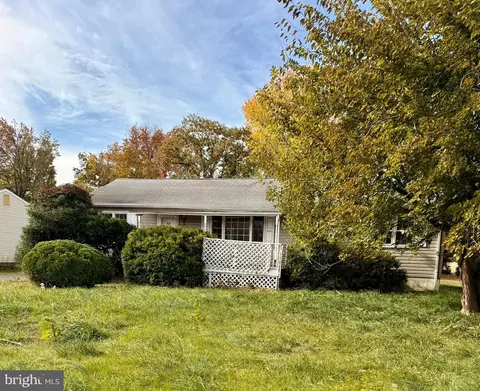 957 Cloverfields Dr, Stevensville, MD 21666
