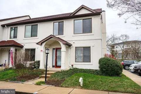 54 H Queen Caroline Ct, Chester, MD 21619