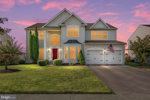 233 N Field Way, Centreville, MD 21617