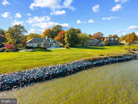2907 Cox Neck Rd E, Chester, MD 21619 photo 3