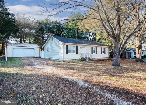 213 Central Dr, Chestertown, MD 21620