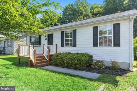 105 Gravel Run Rd, Grasonville, MD 21638