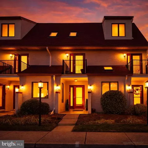 15 E Queen Anne Way #E, Chester, MD 21619