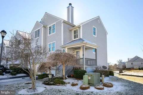 402 Blenny Ln, Chester, MD 21619