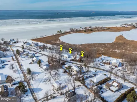 Bay Drive, Stevensville, MD 21666