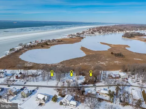 Bay Drive, Stevensville, MD 21666
