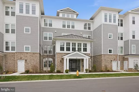 111 Marshgrass Way #22, Chester, MD 21619