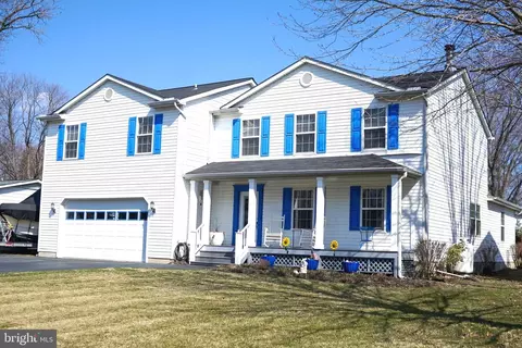 906 Petinot Pl, Stevensville, MD 21666