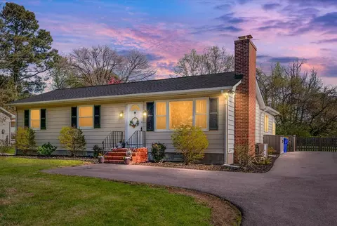 1029 Romancoke Rd, Stevensville, MD 21666