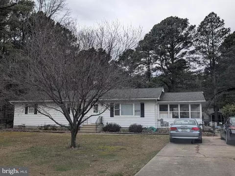 132 Pennick Dr, Stevensville, MD 21666