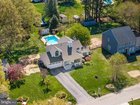 407 Five Farms Dr, Stevensville, MD 21666