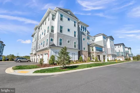 111 Marshgrass Way #21, Chester, MD 21619