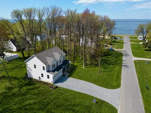 108 La Gorce Dr, Stevensville, MD 21666