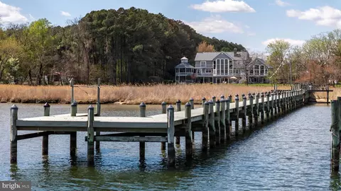 1901 Cox Neck Rd, Chester, MD 21619