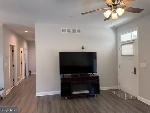 Entry Way - 209 3rd St, Crumpton, MD 21628 photo 2 of 6
